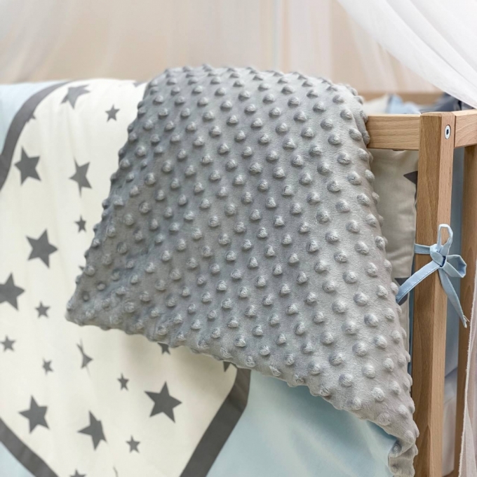 Set lenjerie patut bebe 7 piese Blue Stars (1)